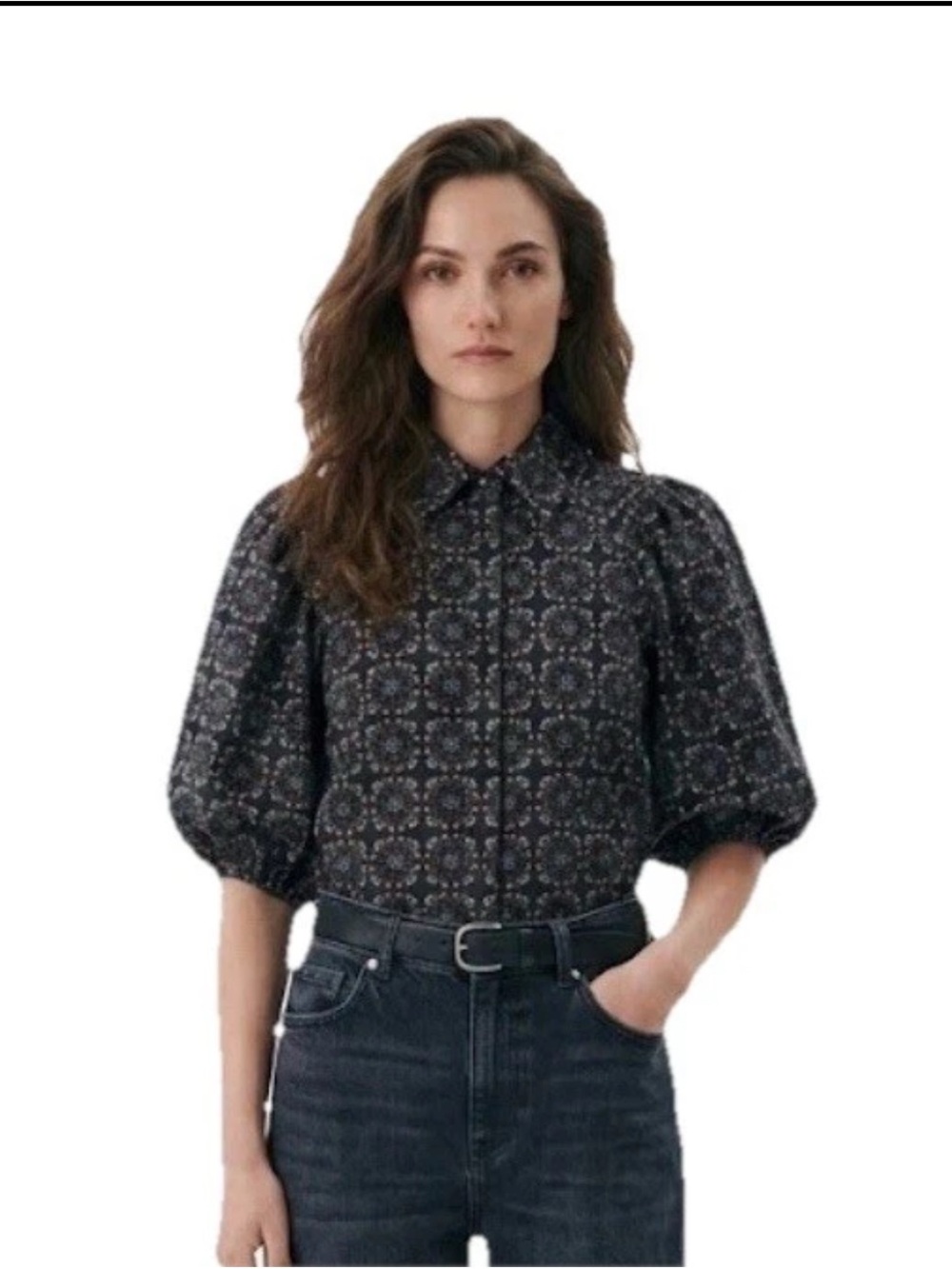 Caballero Collection Button-Down Puff-Sleeve Printed Shirt in Black M